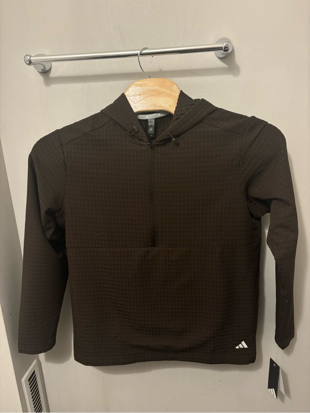 NWT MSRP 80 Adidas Mens Half Zip WVN Woven Wind Hoodie Brown Waffle sz Medium